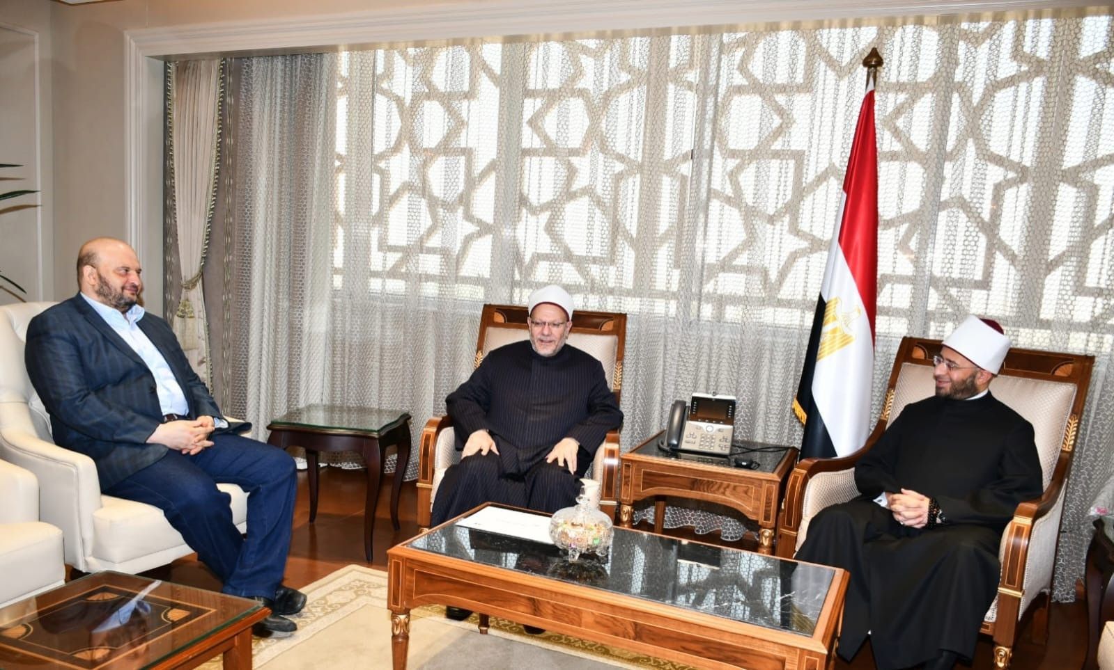وزير الأوقاف يستقبل المفتي ونقيب الأشراف للتهنئة بثقة القيادة السياسية