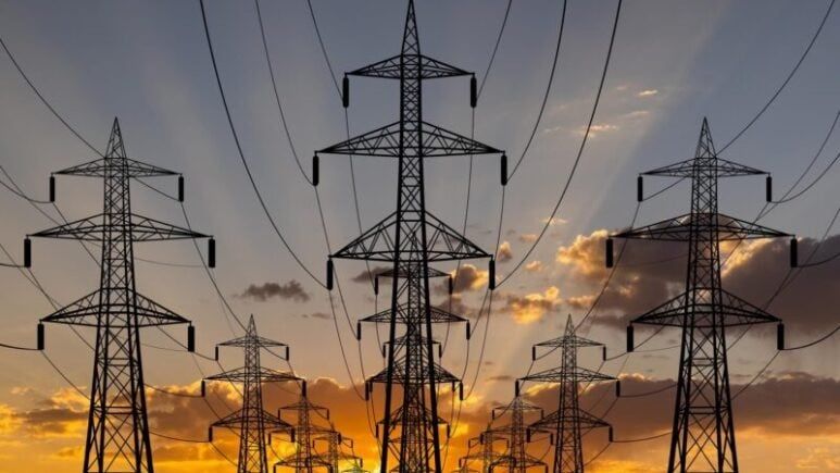 «معا نبني مستقبلا مستداما».. رئيس الوزراء يلقي بيان الحكومة أمام «النواب»