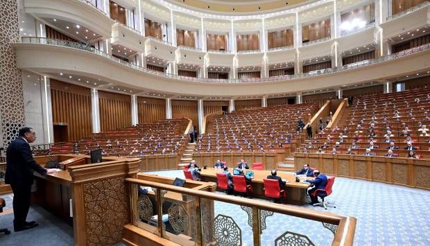 «معا نبني مستقبلا مستداما».. رئيس الوزراء يلقي بيان الحكومة أمام «النواب»