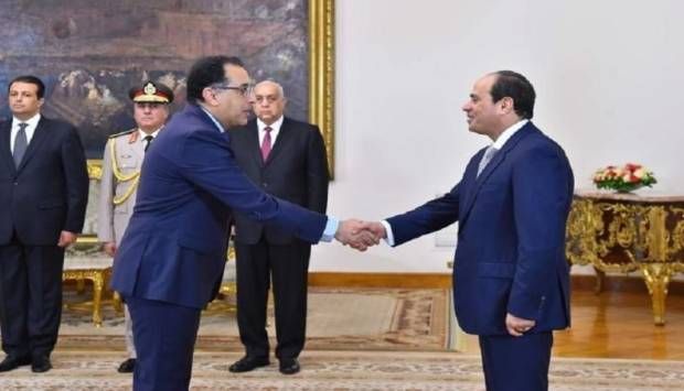 رئيس الوزراء: رفع تقارير دورية للرئيس السيسي حول تنفيذ برنامج الحكومة