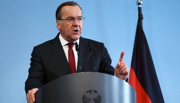 خالفت رغبة وزير الدفاع.. ألمانيا تقر زيادة ضئيلة في الإنفاق العسكري