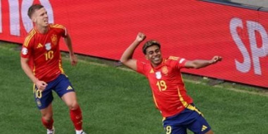 في الدقيقة 25 .. النيران الصديقة تهدى إسبانيا الهدف الثانى ضد فرنسا.. فيديو