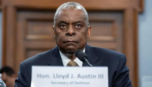 وزير الدفاع الأمريكي يوافق على استمرار برنامج الصواريخ النووية «سينتنال»