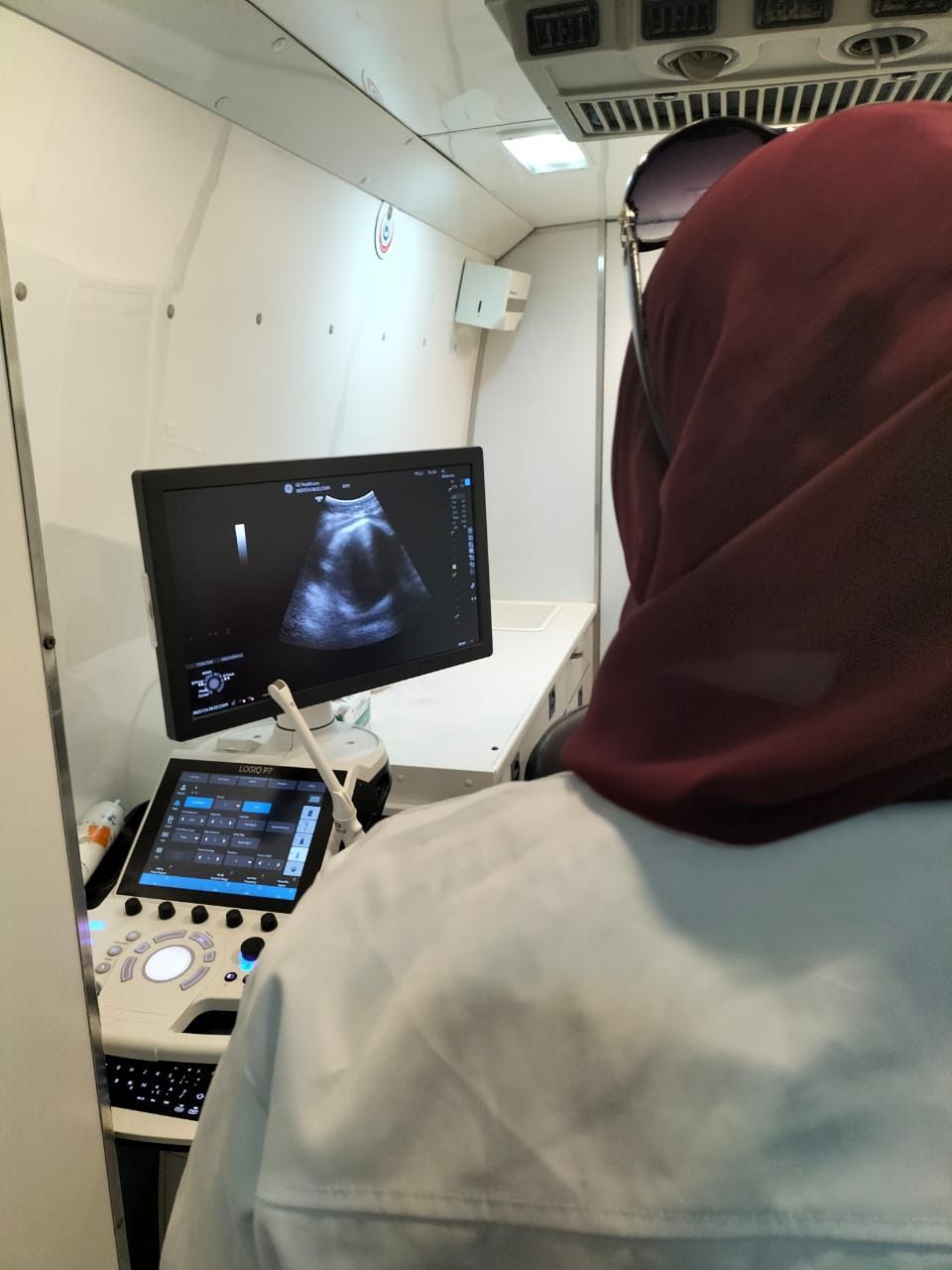 ضمن حياة كريمة.. علاج 2400 مريض بالقافلة الطبية في الشرقية (صور)