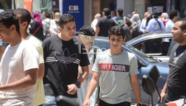 طلاب الثانوية العامة يؤدون امتحان الجيولوجيا والرياضيات وعلم النفس اليوم
