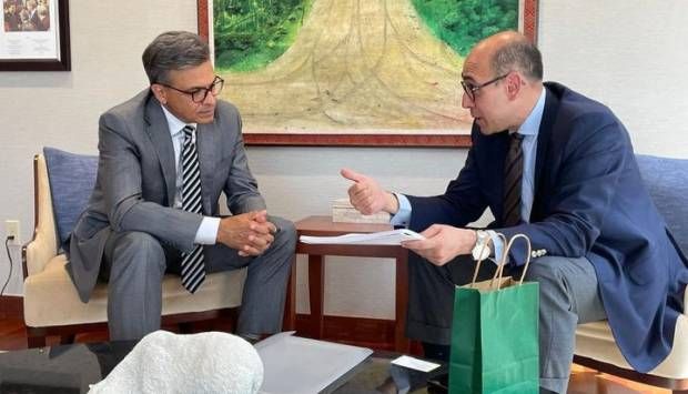 سفير مصر في أوتاوا يبحث مع مجلس الأعمال الكندي تعزيز التعاون بين البلدين