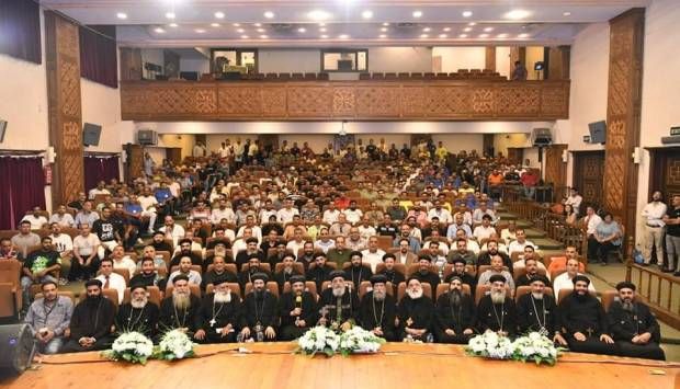 البابا تواضروس يشهد احتفالية خدمة «الابن الشاطر» بالإسكندرية