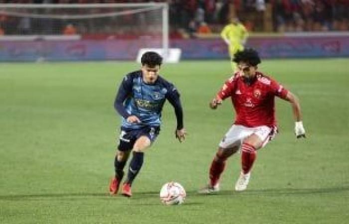 11 مباراة للأهلي و7 لبيراميدز.. من يحسم لقب الدوري؟