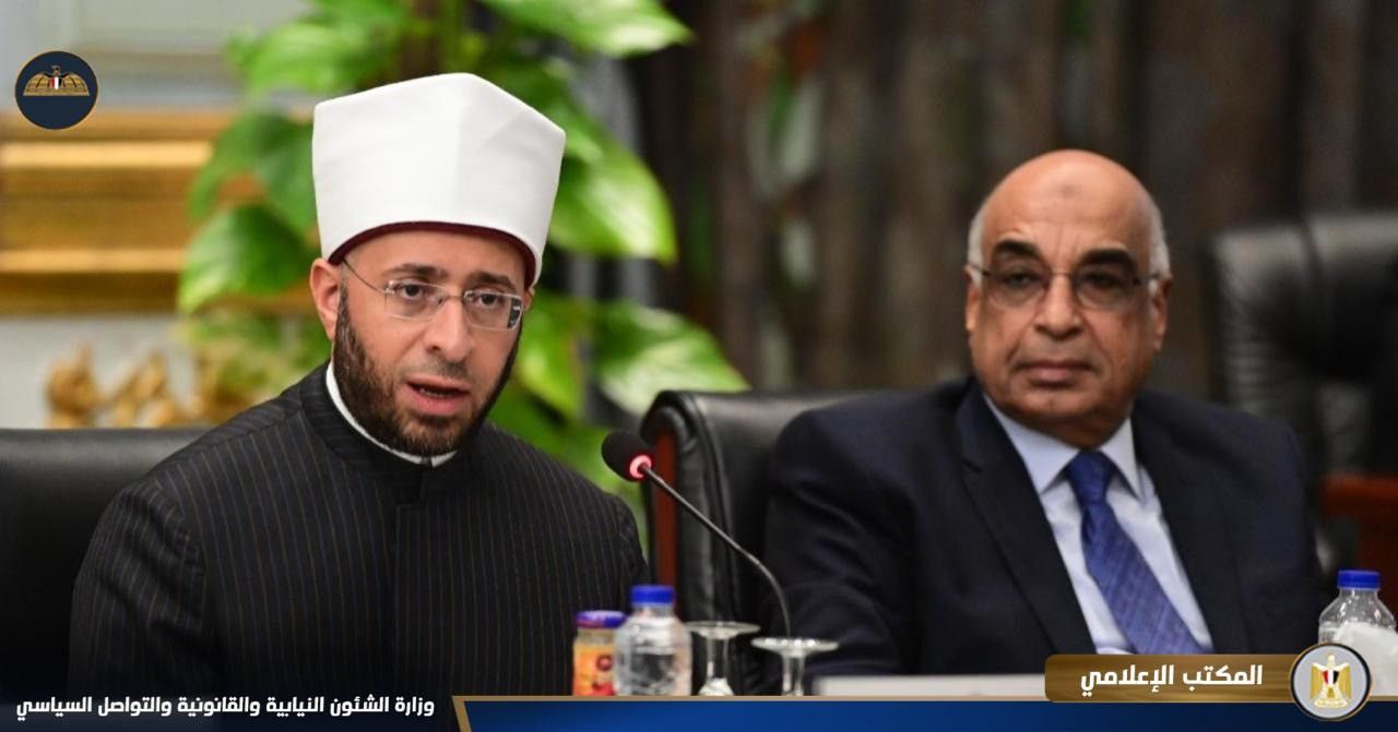 فتح قنوات مباشرة مع المواطنين.. كواليس اجتماع لجنة دراسة برنامج الحكومة