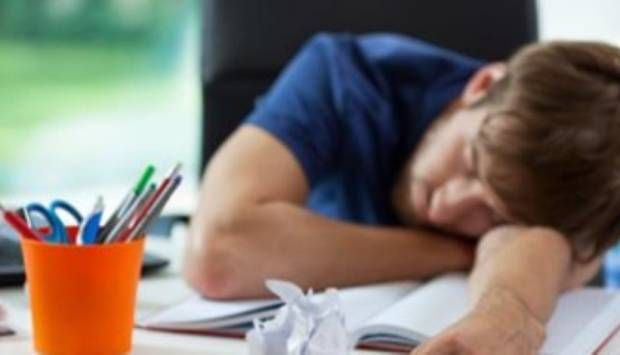 6 خطوات تقضي على شعورك بالكسل في فترة الامتحانات