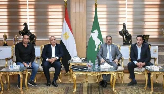 14 فصلا بـ12 مليون جنيه.. محافظ الشرقية يتابع إنشاء مدرسة لغات في ديرب نجم