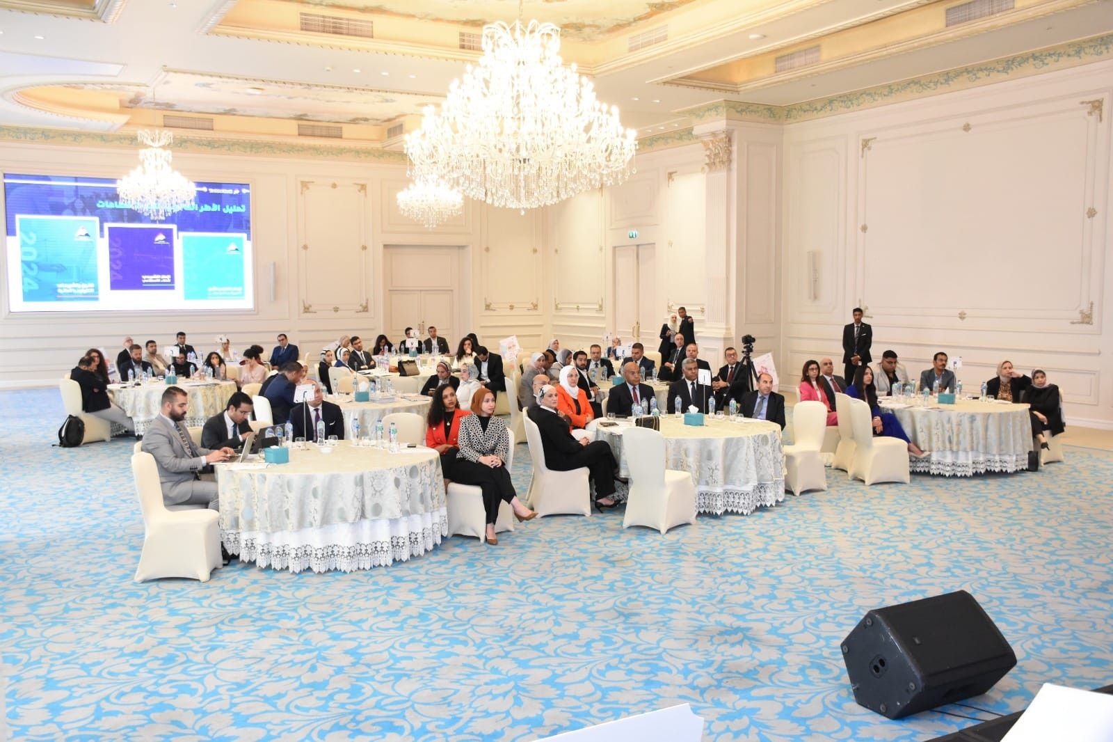 «معلومات الوزراء» يناقش تمكين الشركات الناشئة في القطاعات التكنولوجيا (صور)