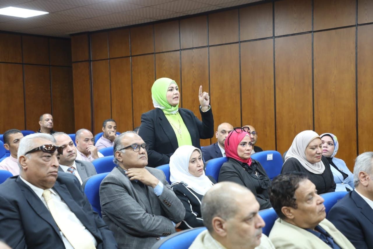 وزير التعليم لمعلمي المنيا: المدرس أحد أهم عناصر تطوير المنظومة (صور)