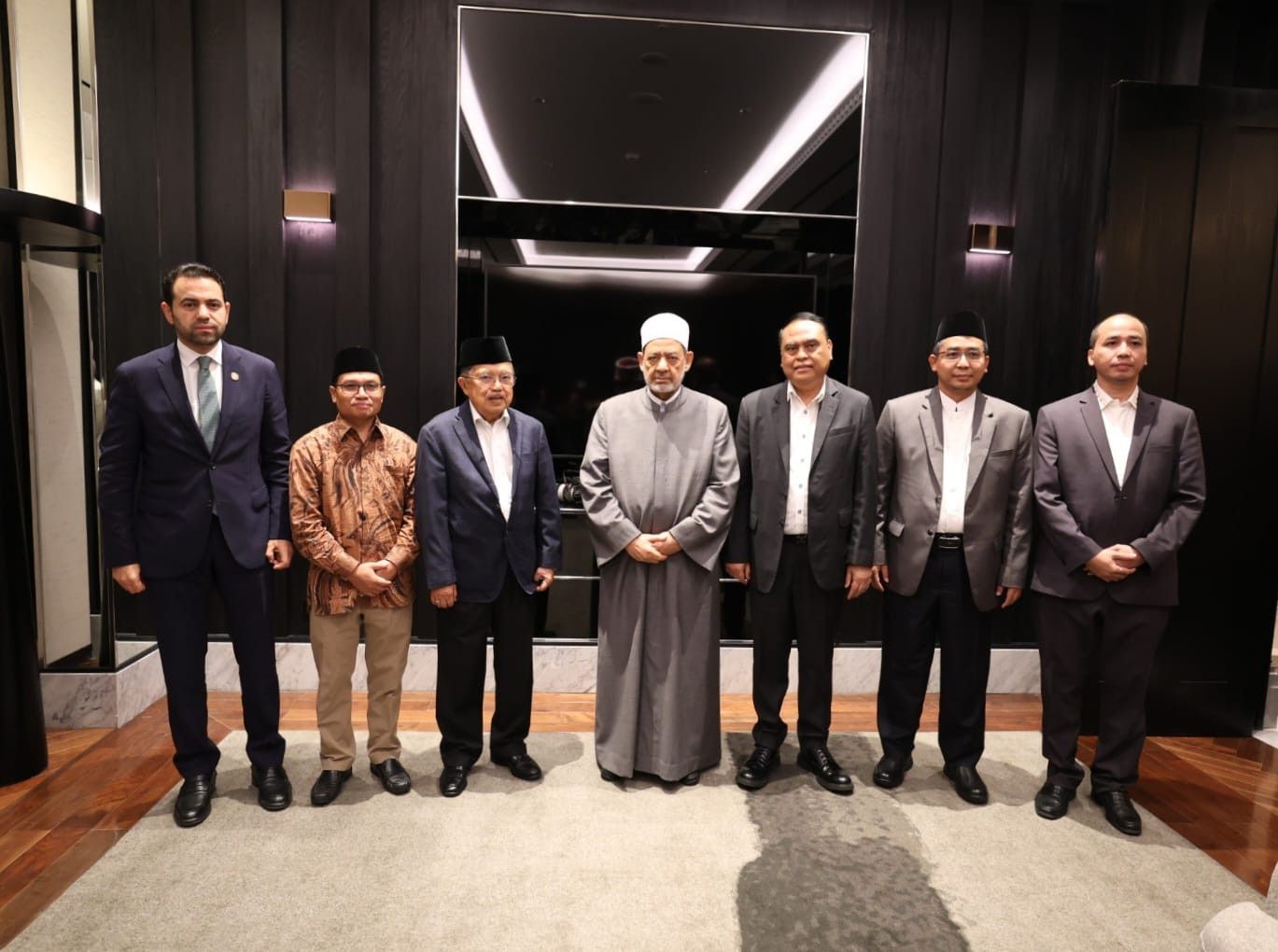 شيخ الأزهر: مستعدون لاستقبال كل فتاة مجبرة على ترك تعليمها في بعض الدول