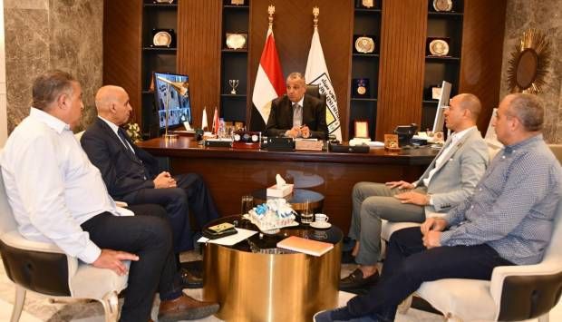 محافظ جنوب سيناء: 170 سائحًا إسبانيًا يزورون شرم الشيخ