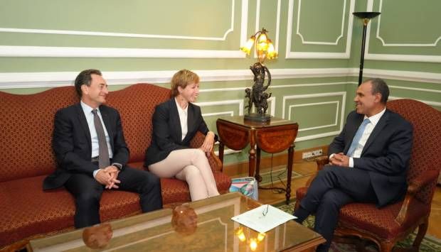 وزير الخارجية لـ مستشارة الرئيس الفرنسي: مصر تبذل كل الجهود لوقف حرب غزة