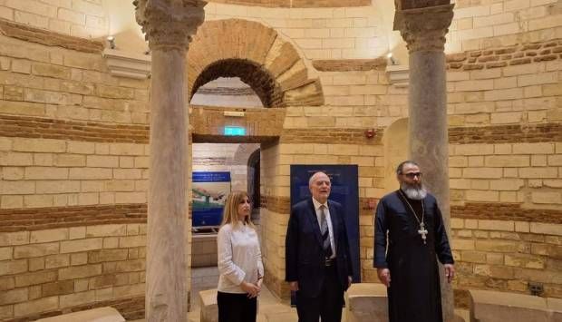 الأمين العام لكنائس الشرق الأوسط يزور دير مارجرجس بمصر القديمة