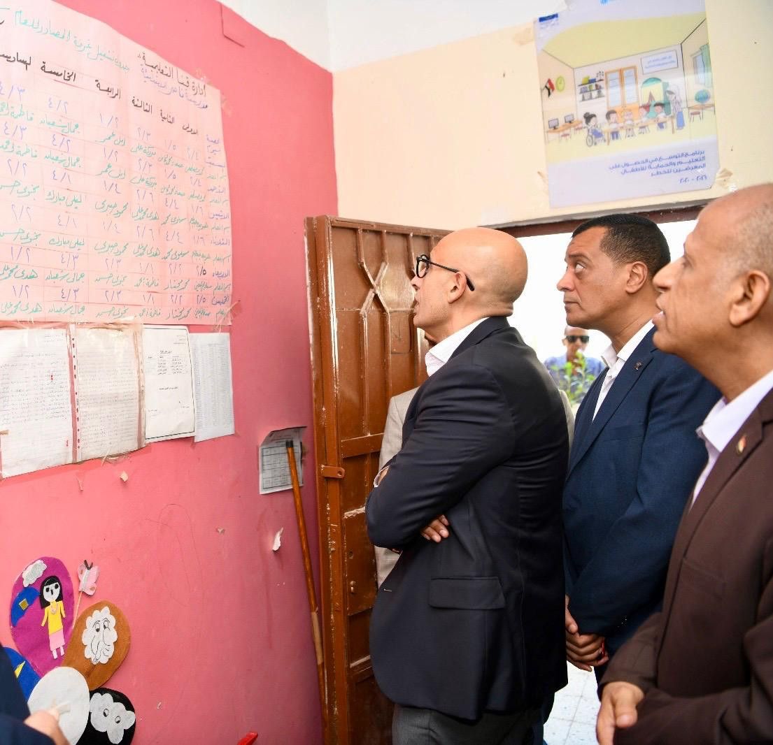 وزير التعليم يتفقد عددا من مدارس قنا ويشهد الأنشطة الصيفية للأطفال
