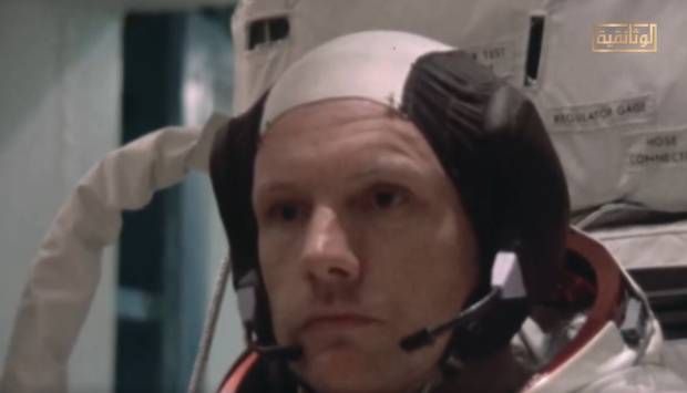 أول إنسان يمشي على القمر.. الوثائقية تعرض «أرمسترونج»