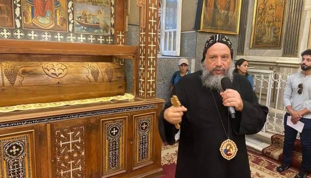 وفد من جنوب أمريكا يزور مسار العائلة المقدسة بالقوصية (صور)