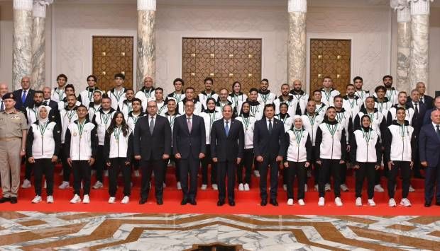 عاجل.. الرئيس يستقبل الحاصلين على ميداليات ذهبية ببطولة الألعاب الإفريقية