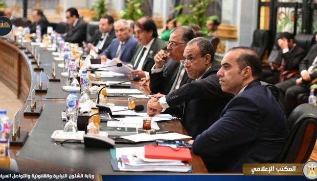 محمود فوزي أمام لجنة دراسة برنامج الحكومة: محور الأمن القومي له أولوية قصوى