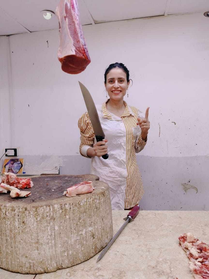 «الشغل مش عيب».. مرسا مكسيموس تحكي لـ«دوت الخليج» قصة عشقها للجزارة