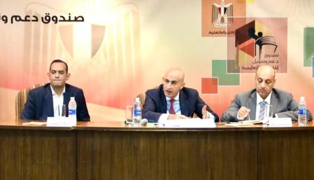 وزير التعليم يناقش مقترحات مواجهة تحديات الكثافة الطلابية بالمدارس