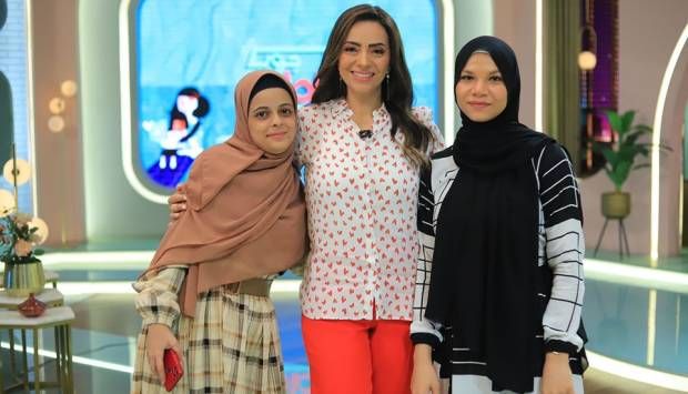 وزير التعليم يستجيب لطالبتين من أوائل الثانوية الفنية بتوفير منحة جامعية