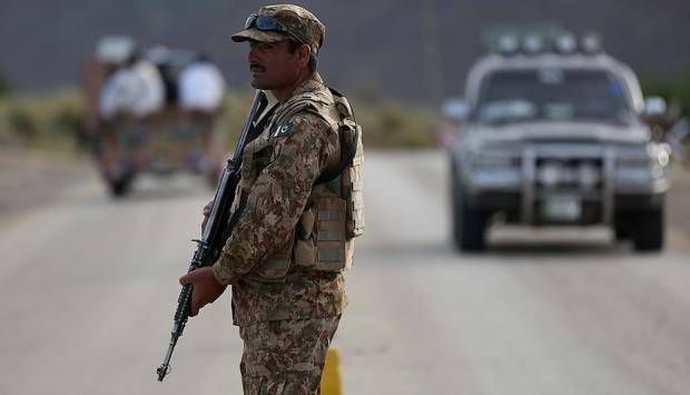 جيش باكستان: مقتل 8 جنود في هجوم على قاعدة عسكرية شمال غرب البلاد