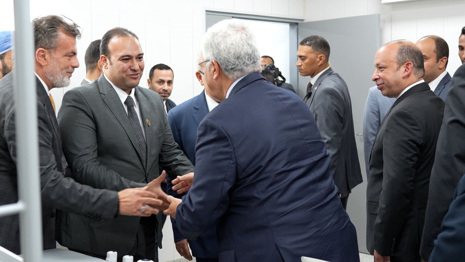 افتتاح أحدث وحدة قسطرة أوعية دموية طرفية في مصر والشرق الأوسط بالقصر العيني