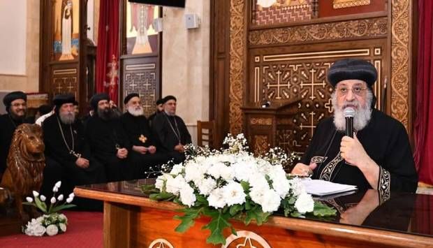 البابا تواضروس يعظ حول «هواية خلاص النفوس» في اجتماع الأربعاء