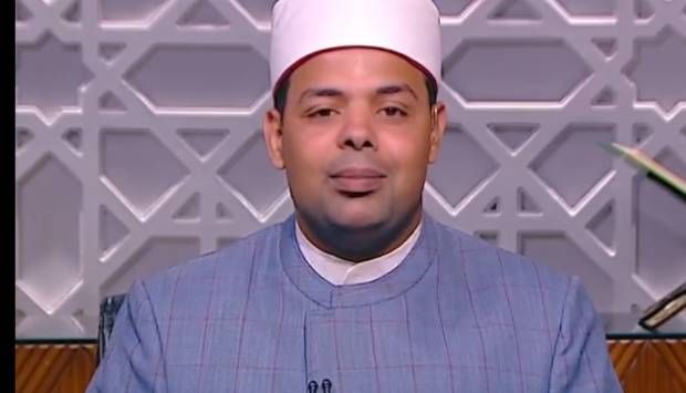 بشرى عظيمة من النبي لمن قرأ القرآن وتعلمه وعمل به (فيديو)