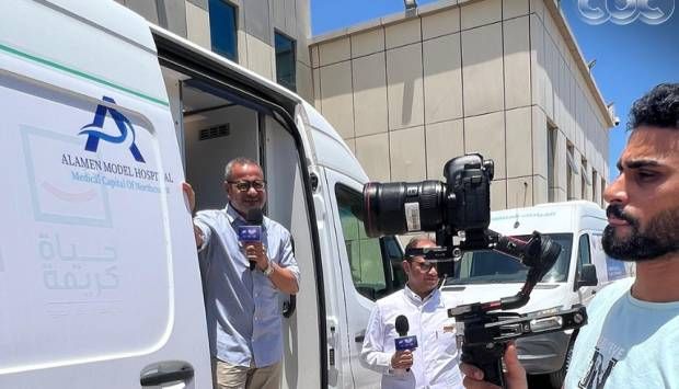 جابر القرموطي يقدم حلقة خاصة من داخل مستشفى العلمين النموذجي (صور)
