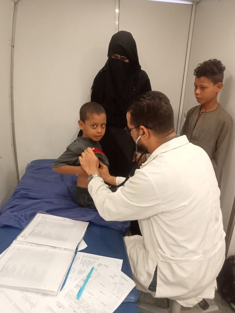 في كل التخصصات.. الكشف وعلاج 906 حالات ضمن قوافل مجانية لحياة كريمة بدشنا