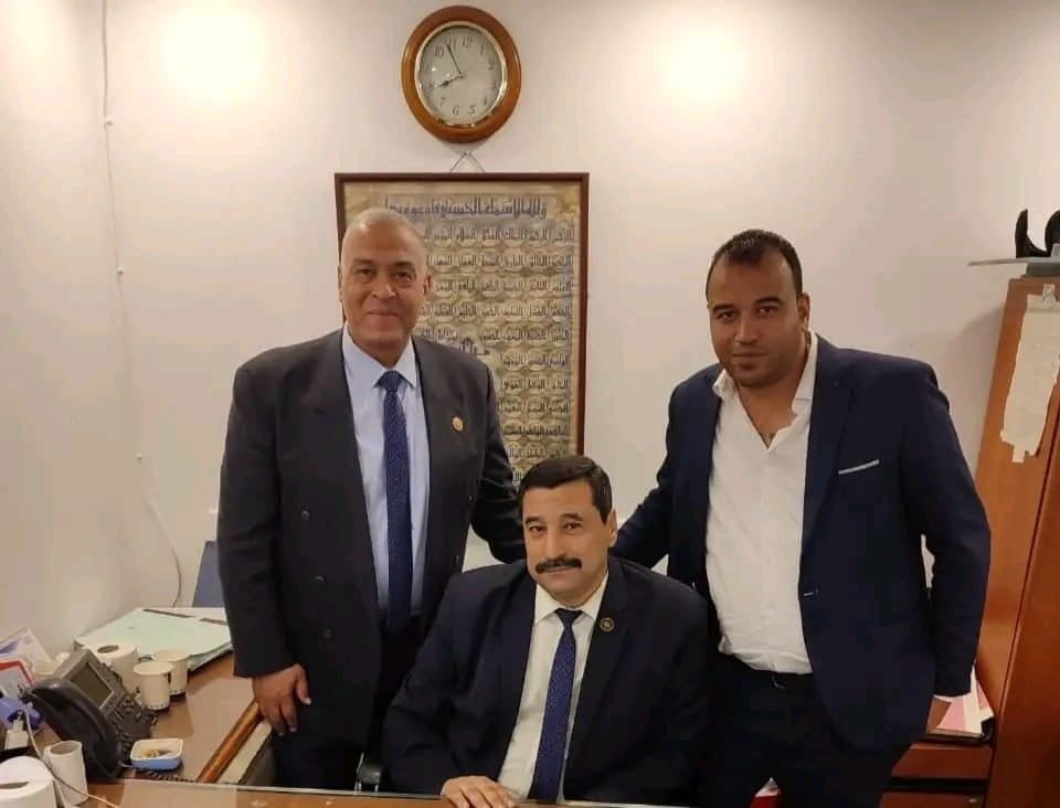 ضربة قاصمة من جمارك مطار القاهرة ضد مهربي الموبايلات