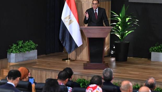 مدبولي: أتعهد بأن تكون توصيات اللجنة لمناقشة برنامج الحكومة محل تقدير