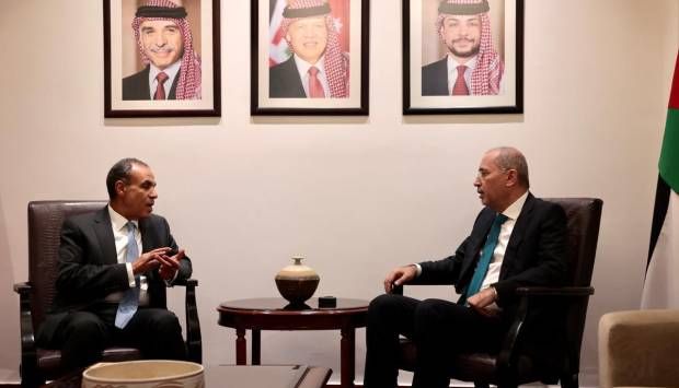 خلال زيارته عمان.. وزير الخارجية ونظيره الأردني يبحثان مستجدات الأوضاع بغزة