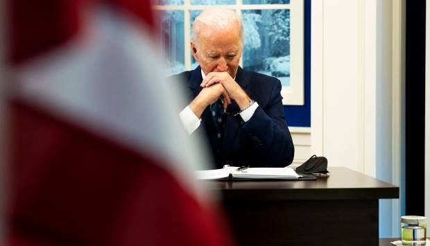 وسائل إعلام: هناك ضغوط من الديمقراطيين لاقناع بايدن بالانسحاب من الانتخابات