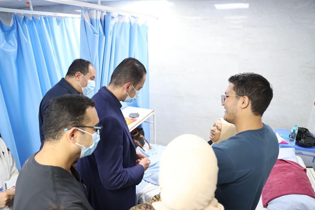 نائب وزير الصحة: حريصون على تطوير جميع الخدمات للمواطنين (صور)