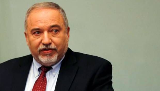 ليبرمان: من لا يمنع الصواريخ على إيلات يجب أن لا يتفاجأ بتلقيها في تل أبيب