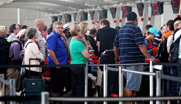 عاجل.. انقطاع تقني عالمي يؤثر على المطارات وشركات الطيران والإعلام والبنوك