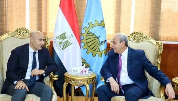 كثافة الطلاب وعجز المعلمين.. وزير التعليم يستعرض أبرز التحديات في الغربية