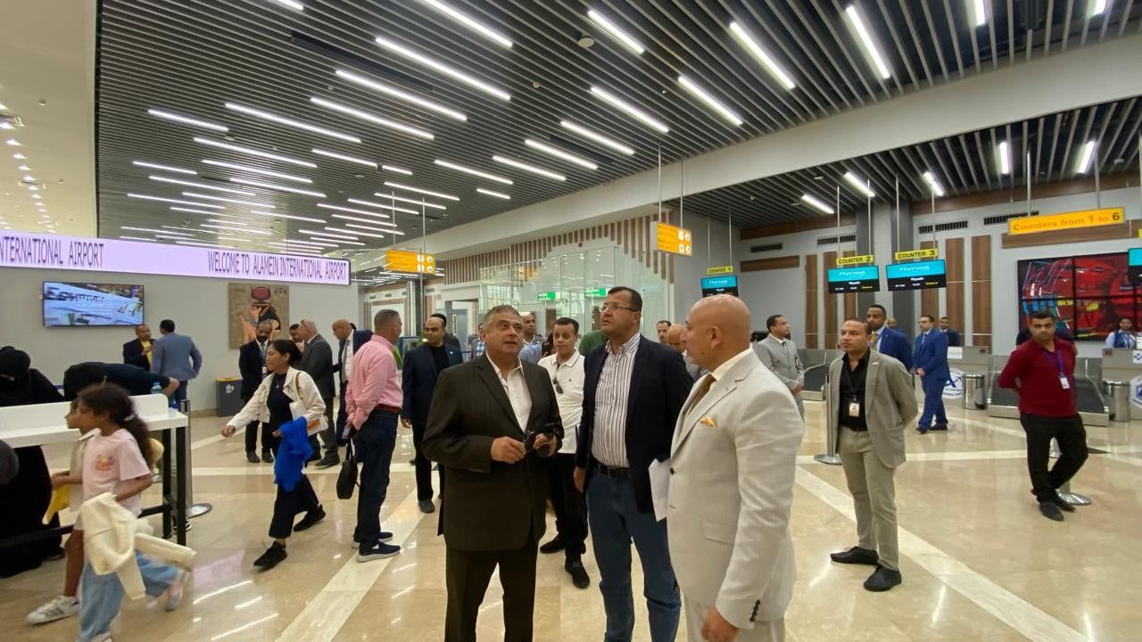اللجنة العليا للتفتيش الأمنى تتأكد من كفاءة العمل في مطارين (صور)