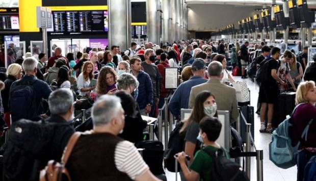 مطار هيثرو البريطاني: ننفذ خطط طوارئ لتقليل أي تأثير على الرحلات