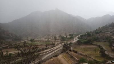 أخبار اليمن : الأرصاد يحذر: أمطار غزيرة ورياح شديدة