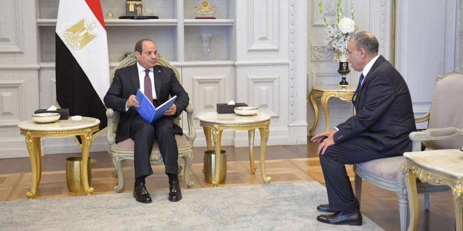 الرئيس السيسي يوجه بمواصلة جهود اللجنة العليا الدائمة لحقوق الإنسان لاستكمال تنفيذ مستهدفات الاستراتيجية الوطنية