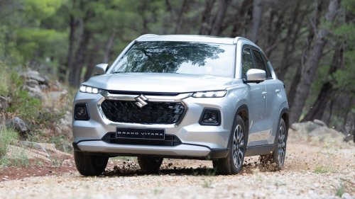 سوزوكي جراند فيتارا 2024 .. وحش الطرق الوعرة وصلت إلى السعودية بميزات مبهرة وسعر منافس لـ تويوتا و نيسان