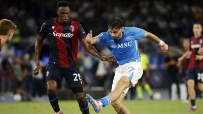 نابولي يستعيد توازنه.. وروما يسقط بأرضه