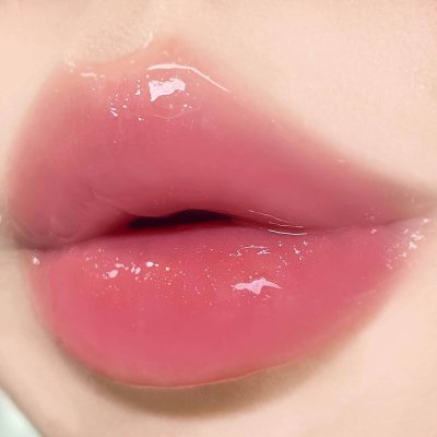 جمالك طبيعي في خطوات بسيطة.. احصلي على شفاه وردية وخدود متوردة بخلطة البنجر الطبيعية